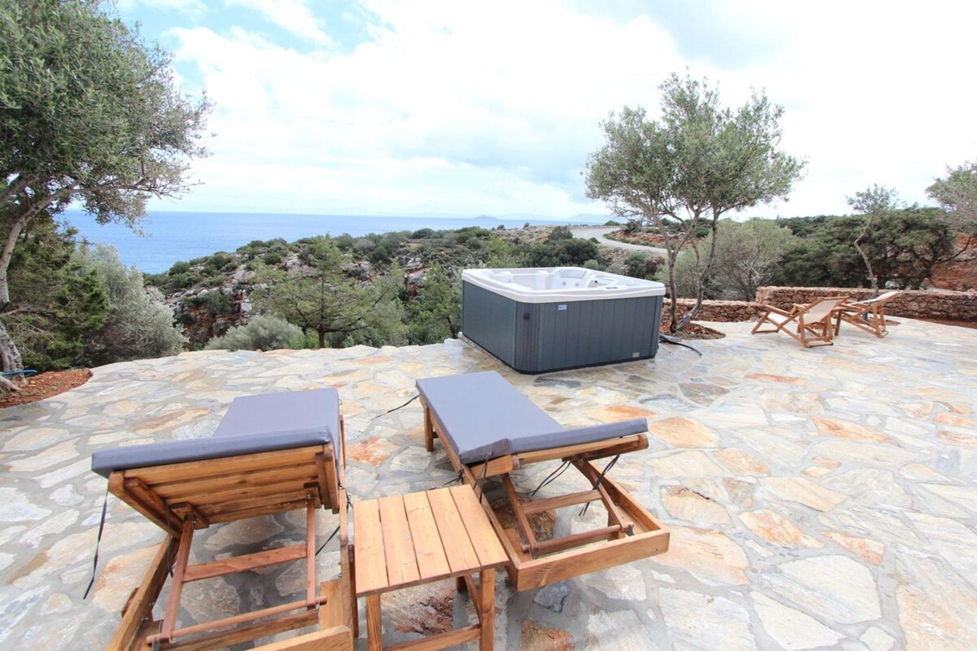 Villa Rouvis With Outdoor Hot Tub Ligaridia Екстер'єр фото